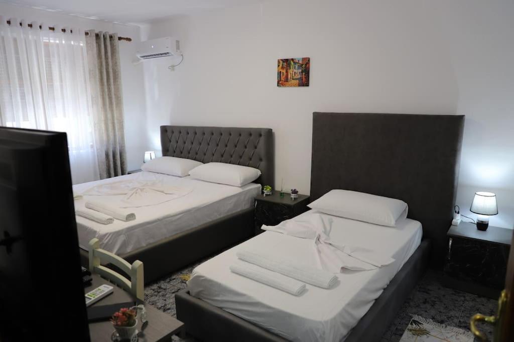 Blei & Dei Apartment بيرات المظهر الخارجي الصورة