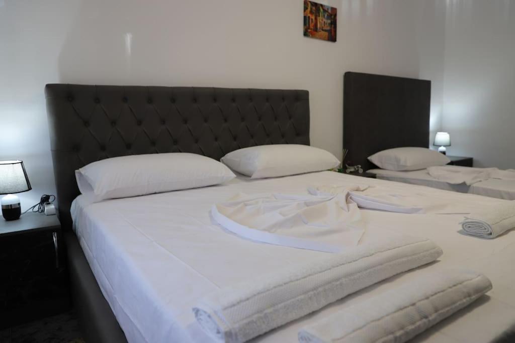 Blei & Dei Apartment بيرات المظهر الخارجي الصورة